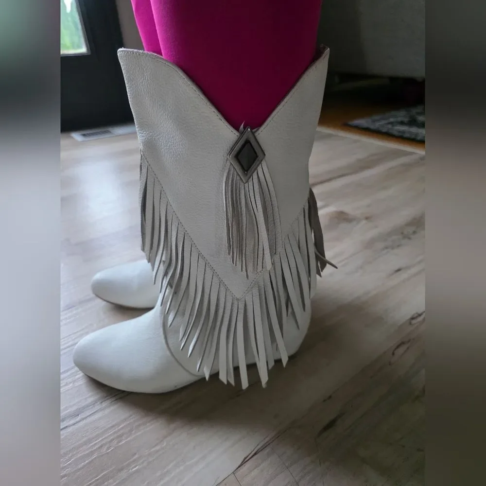 OBSESSION RULES HOPEY Womens White Leather Fringe Boho Hidden Wedge Boots 8M